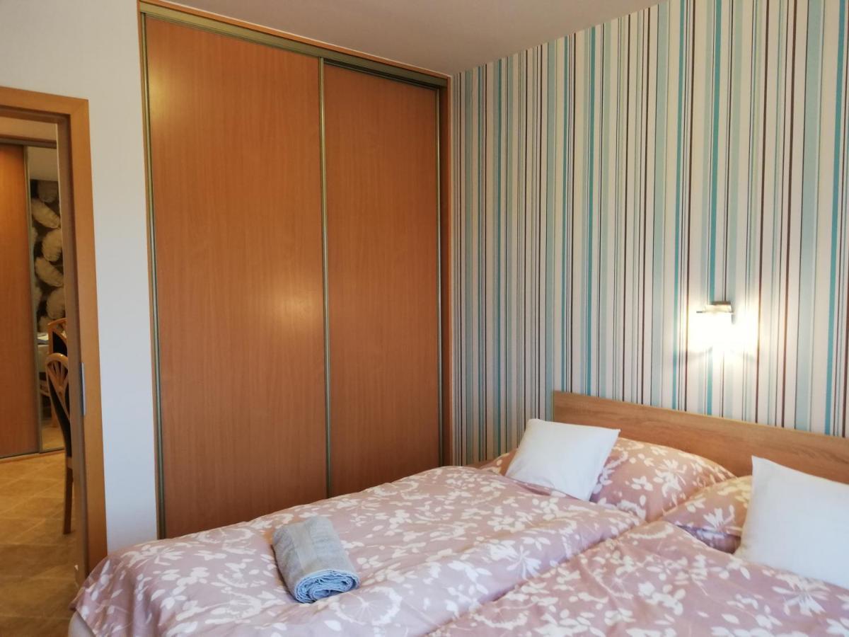 Boroka Apartman Heviz Exterior foto